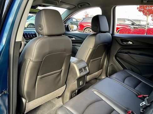 Used 2020 Chevrolet Equinox Premier image 32