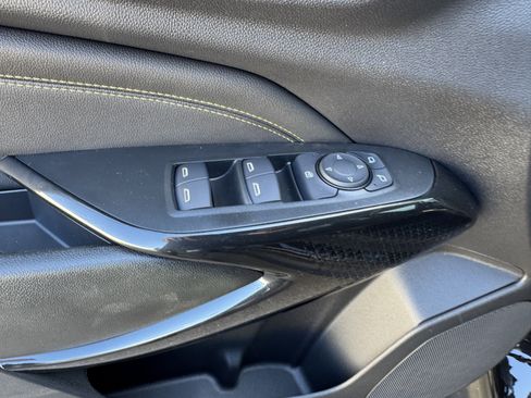 New 2025 Chevrolet Trax ACTIV w/ Driver Confidence Package image 10