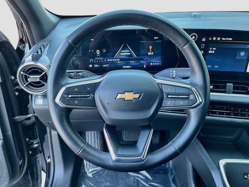 Used 2025 Chevrolet Equinox LT w/ Convenience Package II AWD/4WD image 17