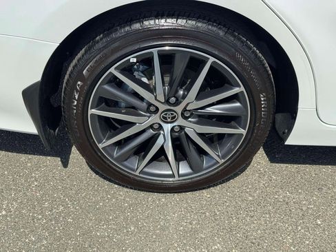 Used 2024 Toyota Camry XLE w/ Navigation Package FWD image 10