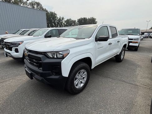 Used 2023 Chevrolet Colorado W/T RWD image 1