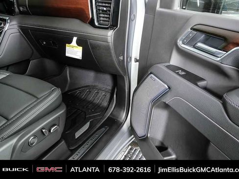 New 2026 GMC Sierra 3500 Denali w/ Denali Reserve Package AWD/4WD image 25