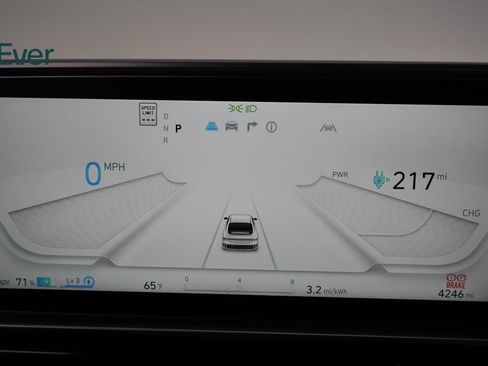 Used 2025 Hyundai Ioniq 6 SEL RWD image 7