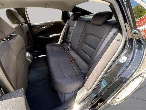 Used 2024 Chevrolet Malibu LS FWD image 19