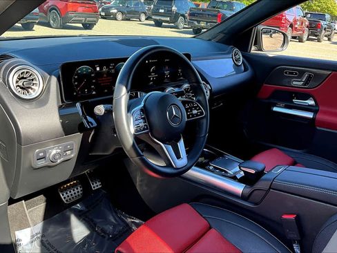 Used 2022 Mercedes-Benz GLA 250 4MATIC image 17