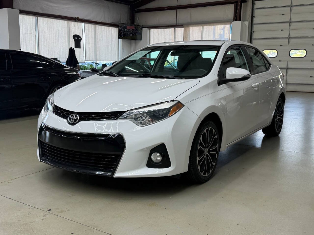 Used 2016 Toyota Corolla S FWD image 5