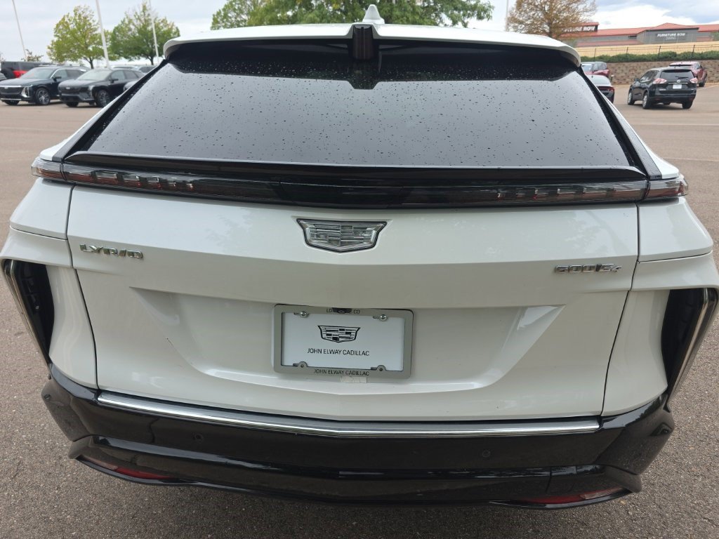 Used 2024 Cadillac Lyriq Luxury AWD/4WD image 14