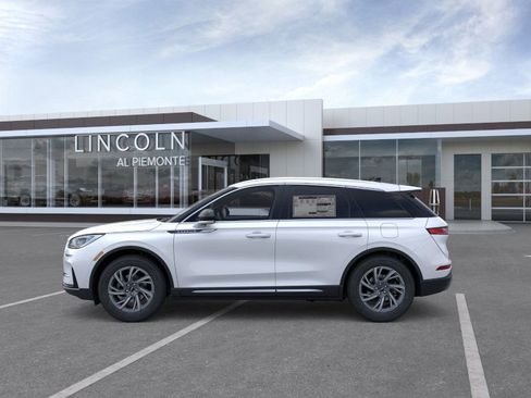 New 2025 Lincoln Corsair Premiere image 3