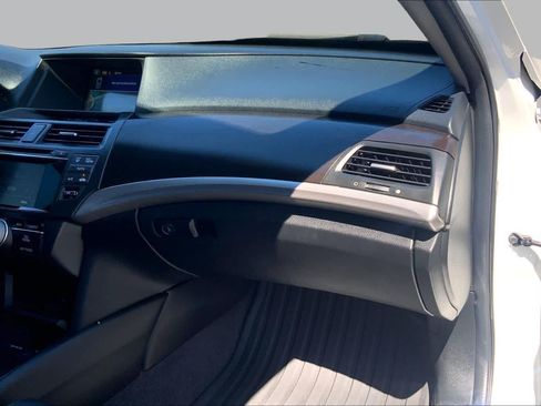 Used 2015 Honda Crosstour EX-L image 18