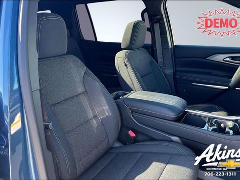 New 2026 Chevrolet Traverse LT w/ Sun and Wheel Package image 16