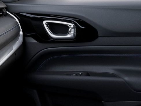 New 2026 Jeep Compass Latitude AWD/4WD image 25