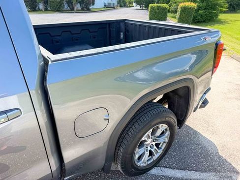 Used 2020 GMC Sierra 1500 SLE w/ SLE Value Package AWD/4WD image 11