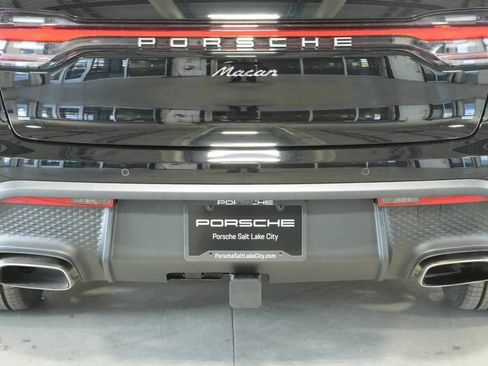 New 2026 Porsche Macan image 39