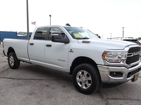 Used 2023 RAM 3500 Big Horn w/ Level 1 Equipment Group image 3