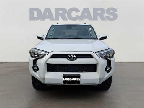 Used 2022 Toyota 4Runner SR5 Premium w/ Moonroof Package image 2