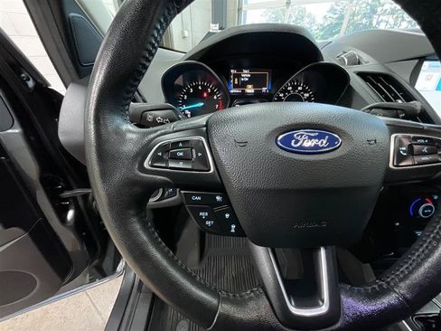 Used 2019 Ford Escape Titanium AWD/4WD image 20