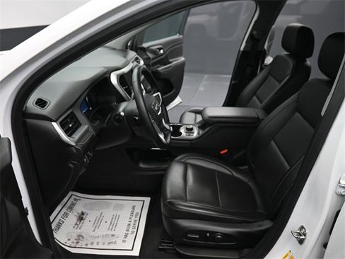 Used 2023 GMC Acadia SLT image 14