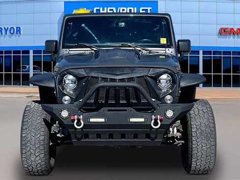 Used 2018 Jeep Wrangler Unlimited Sport S image 2