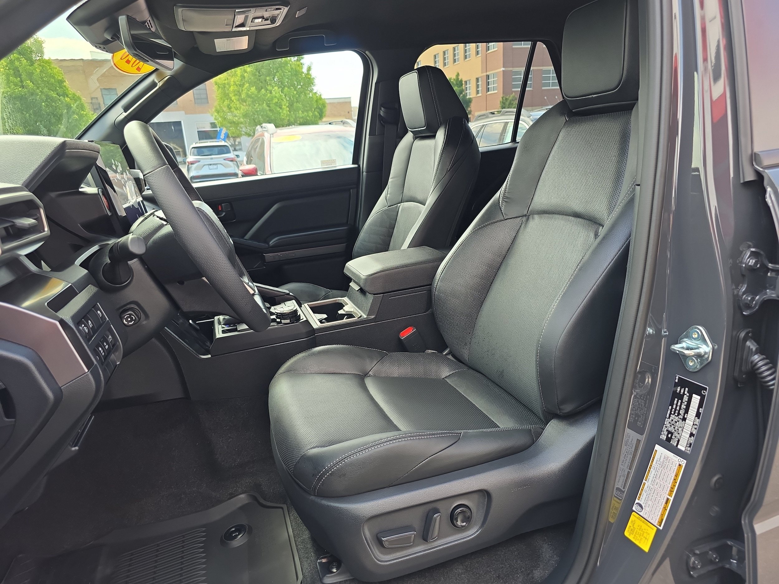 Used 2026 Toyota 4Runner TRD Off-Road Premium AWD/4WD image 12