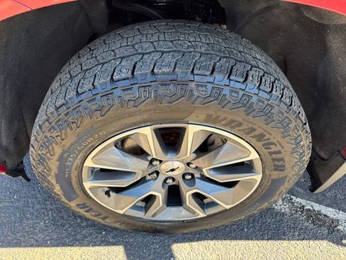 Used 2021 Chevrolet Silverado 1500 RST w/ Z71 Off-Road Package AWD/4WD image 36