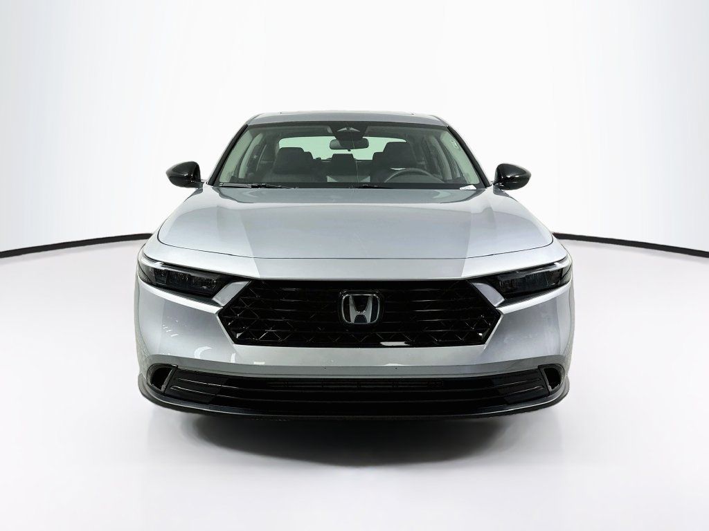 Used 2026 Honda Accord SE image 5