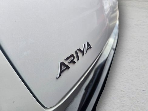 Used 2024 Nissan Ariya AWD image 16