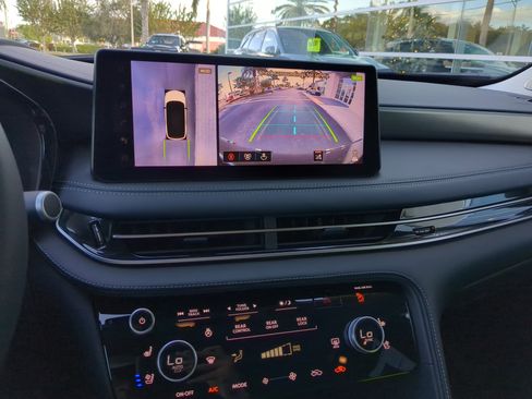 Certified 2026 INFINITI QX60 Luxe w/ Cargo Package image 21