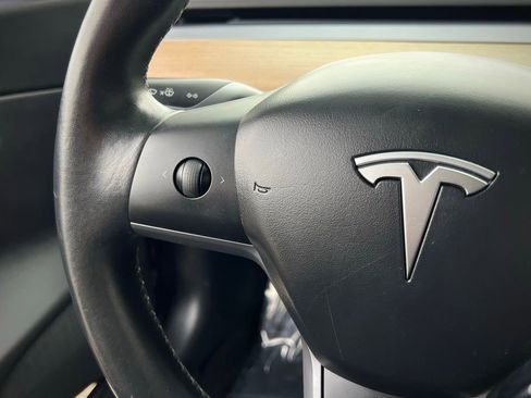 Used 2018 Tesla Model 3 Long Range image 36