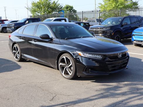 Used 2022 Honda Accord Sport image 13