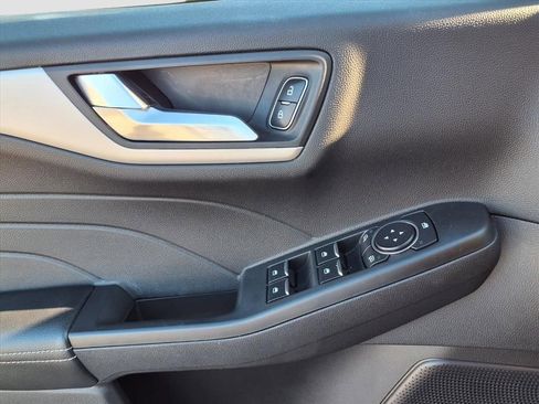 Used 2022 Ford Escape SEL image 22