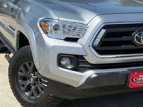 Used 2023 Toyota Tacoma SR5 RWD image 4