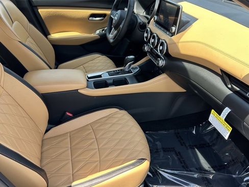 New 2025 Nissan Sentra SV w/ SV Premium Package image 12