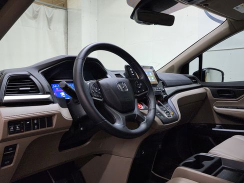 Used 2021 Honda Odyssey EX-L image 13