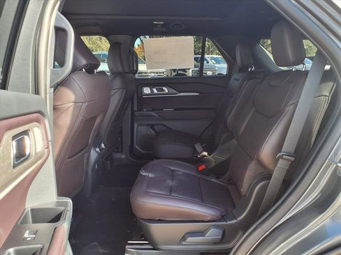 New 2026 Ford Explorer Platinum image 20