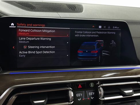 Used 2019 BMW X5 xDrive50i w/ Premium Package 2 image 26