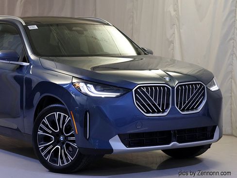Certified 2026 BMW X3 xDrive30i AWD/4WD image 2