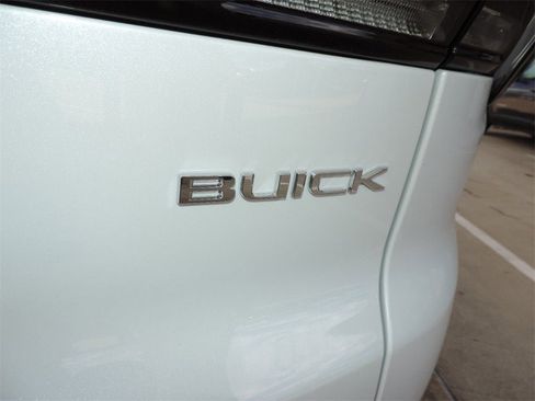 New 2026 Buick Enclave Avenir w/ Super Cruise Package image 12