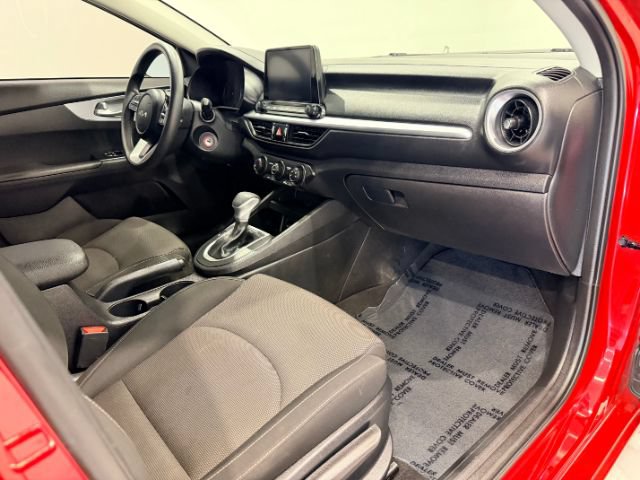 Used 2023 Kia Forte LXS w/ LXS Technology Package FWD image 15