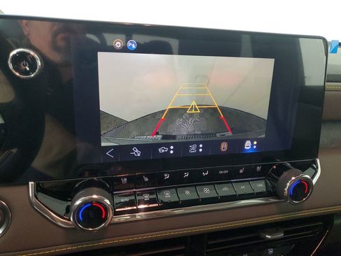 New 2026 Chevrolet Colorado ZR2 w/ ZR2 Bison Edition image 24