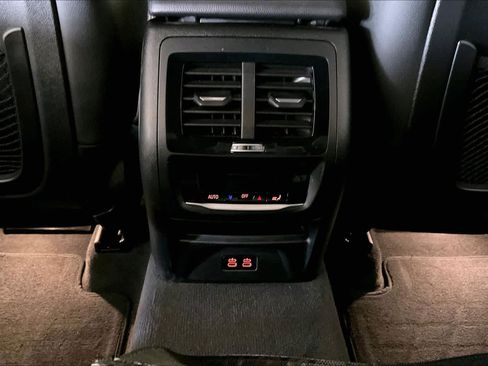 Used 2024 BMW X3 sDrive30i w/ Premium Package w/ZPA image 34