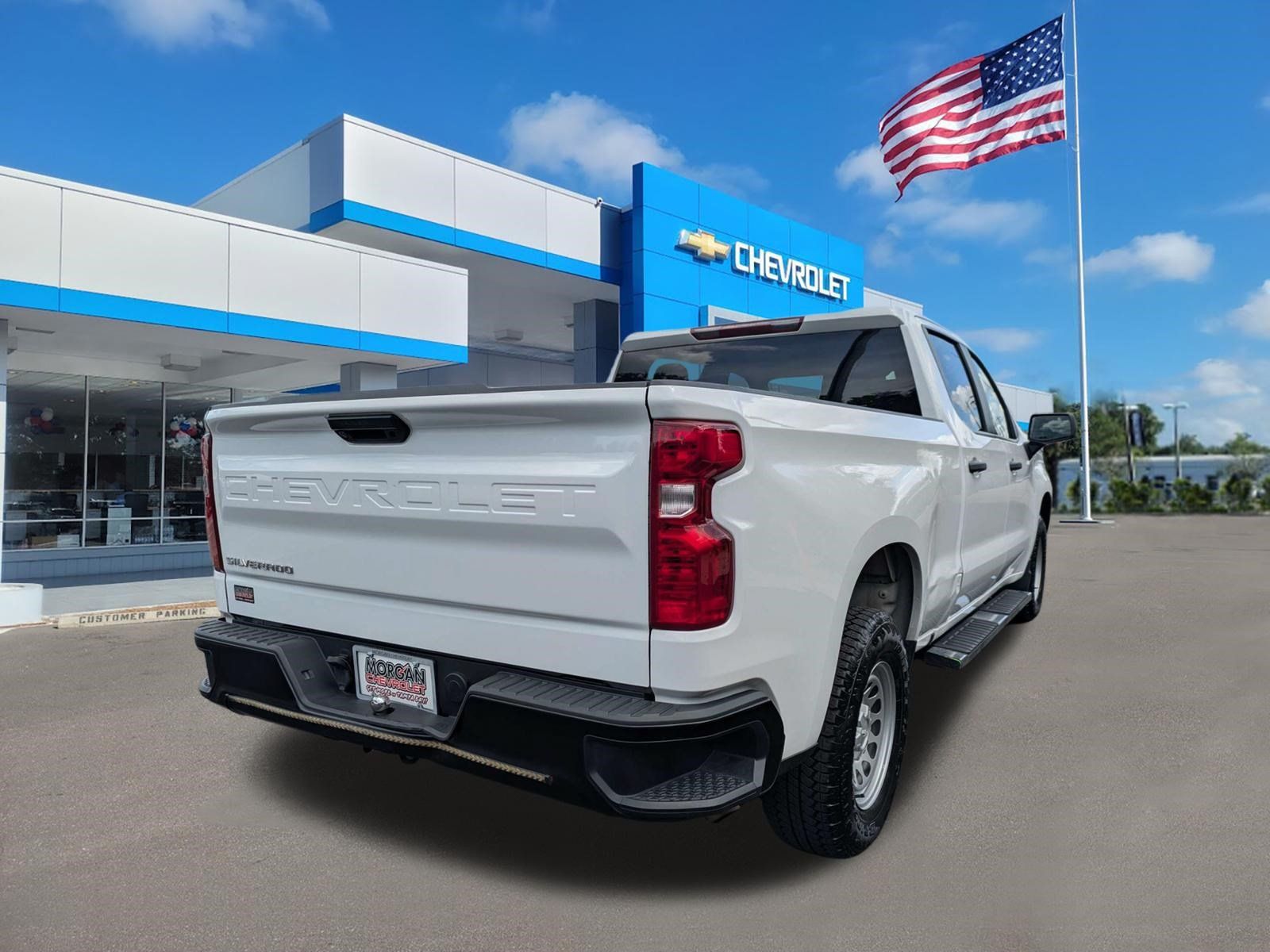 Used 2024 Chevrolet Silverado 1500 W/T RWD image 3
