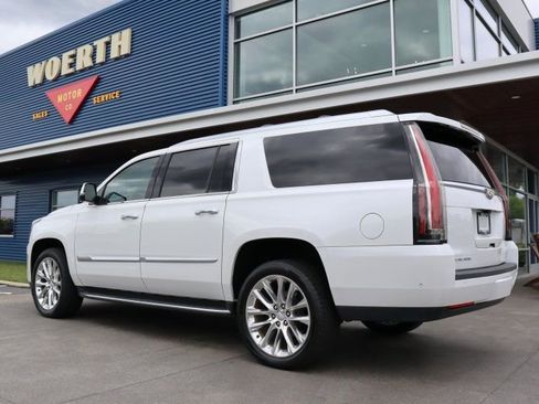 Used 2020 Cadillac Escalade ESV Luxury AWD/4WD image 5