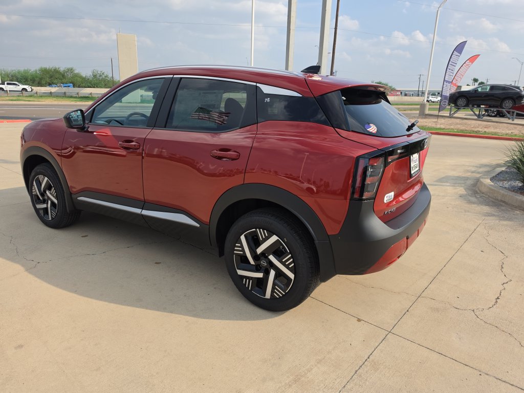 New 2027 Nissan Kicks SV FWD image 5
