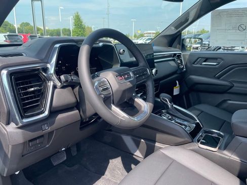 New 2026 GMC Canyon Elevation w/ Convenience Package image 11