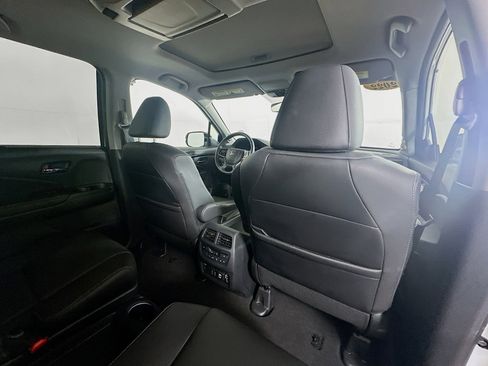 Certified 2022 Honda Pilot Touring image 29