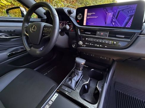 Certified 2023 Lexus ES 350 w/ Premium Package FWD image 26