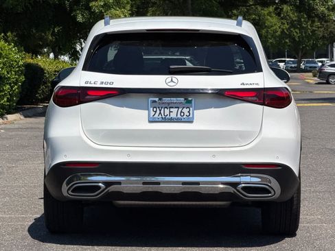 Certified 2026 Mercedes-Benz GLC 300 4MATIC image 4