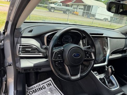 Used 2020 Subaru Outback Limited w/ Popular Package #2 AWD/4WD image 25