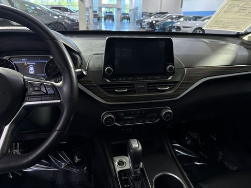 Used 2019 Nissan Altima 2.5 SL AWD/4WD image 19