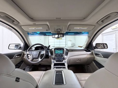 Used 2018 GMC Yukon Denali AWD/4WD image 28